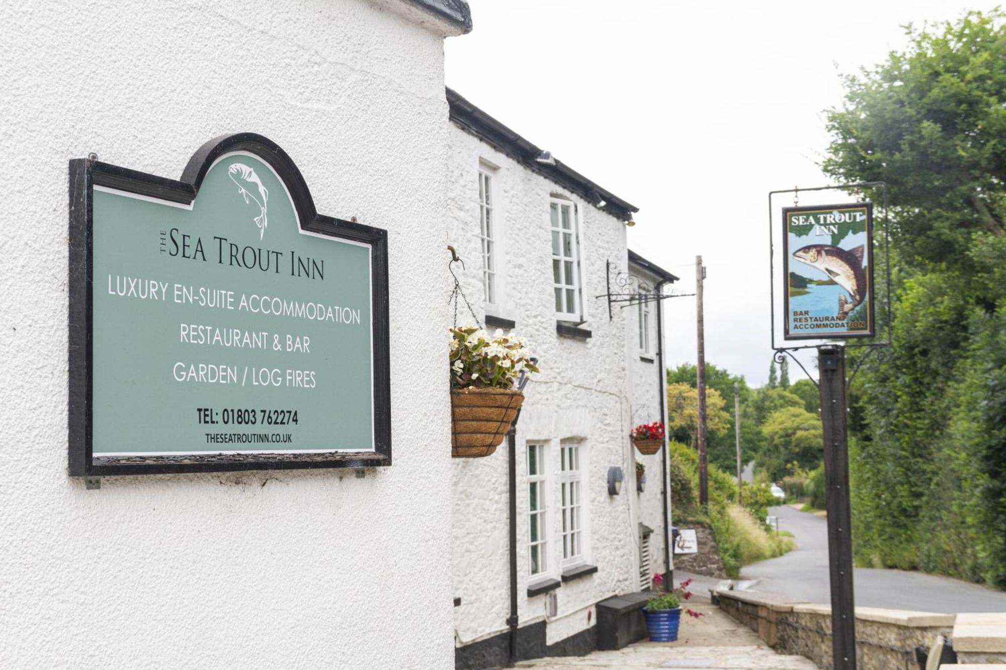 The Sea Trout Inn トットネス エクステリア 写真